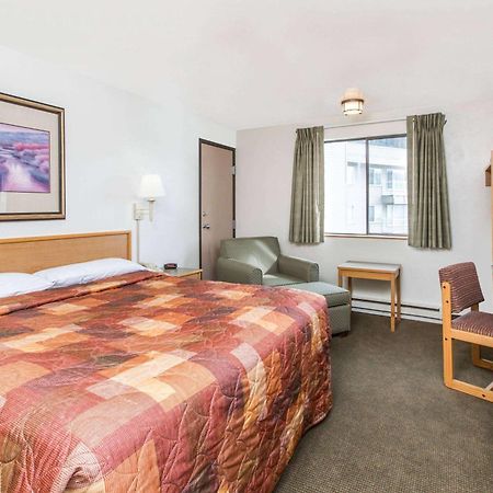 Super 8 By Wyndham Ketchikan Ngoại thất bức ảnh