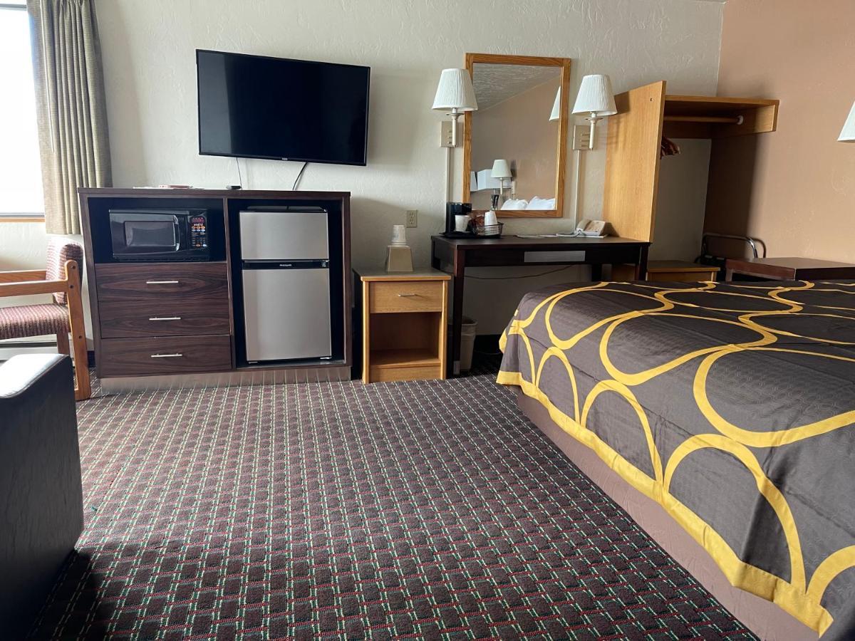 Super 8 By Wyndham Ketchikan Ngoại thất bức ảnh