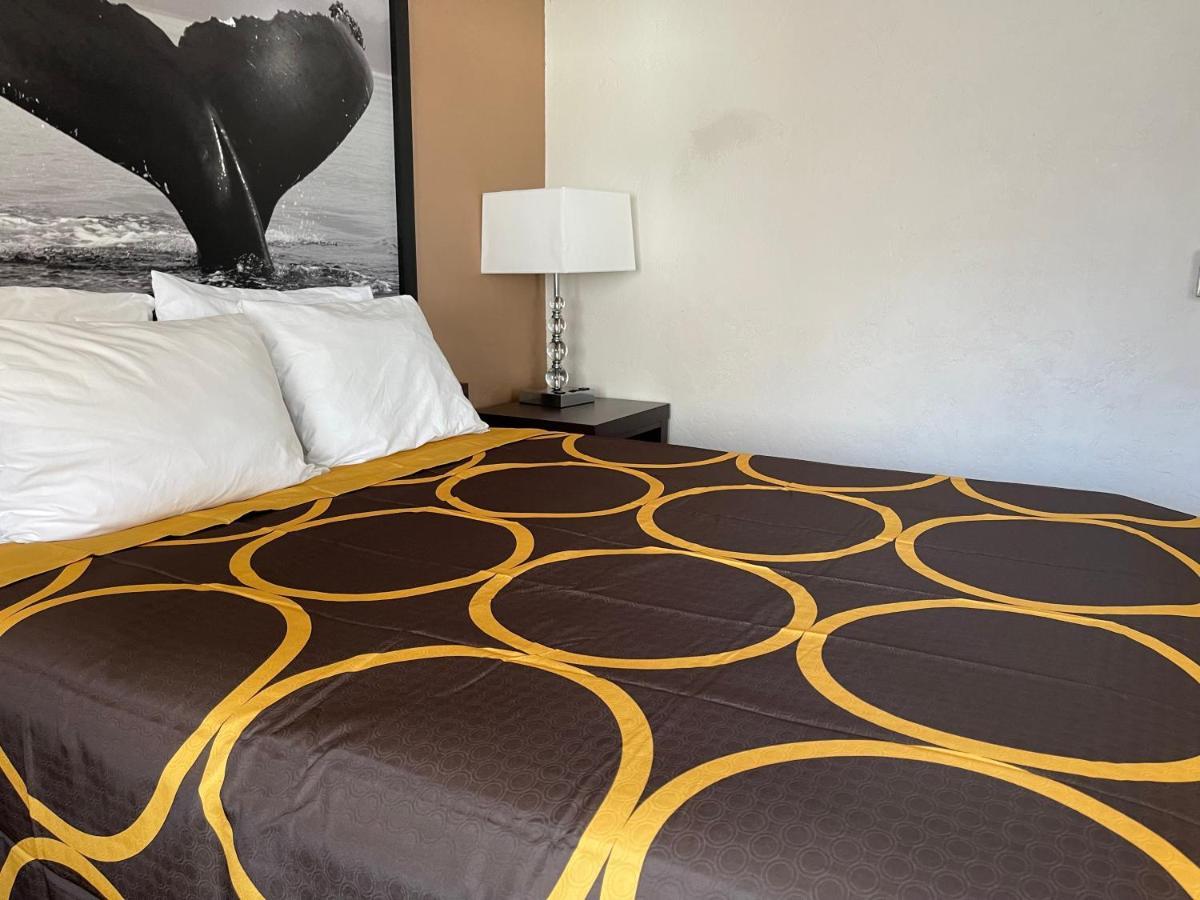 Super 8 By Wyndham Ketchikan Ngoại thất bức ảnh