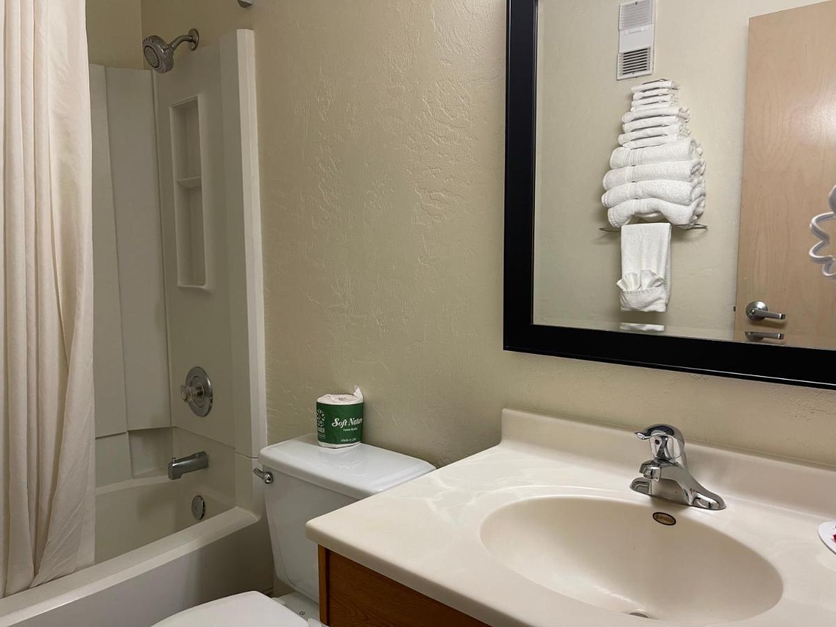 Super 8 By Wyndham Ketchikan Ngoại thất bức ảnh