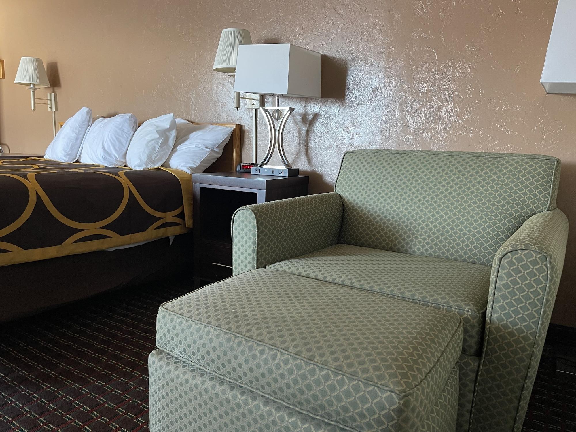 Super 8 By Wyndham Ketchikan Ngoại thất bức ảnh