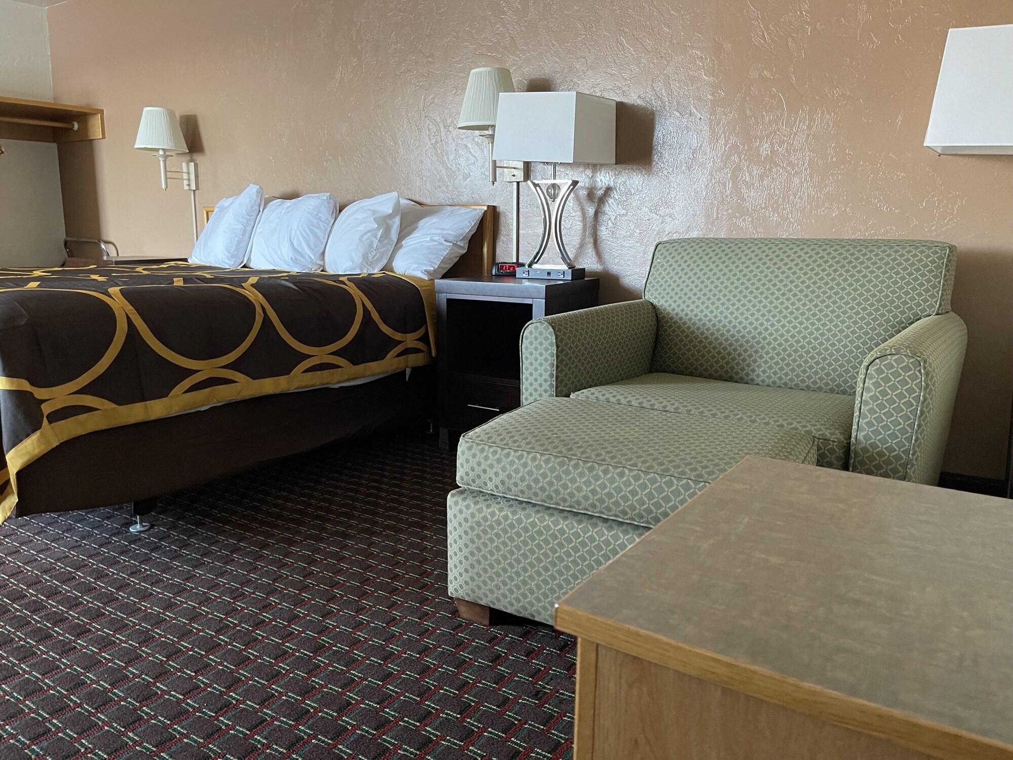 Super 8 By Wyndham Ketchikan Ngoại thất bức ảnh